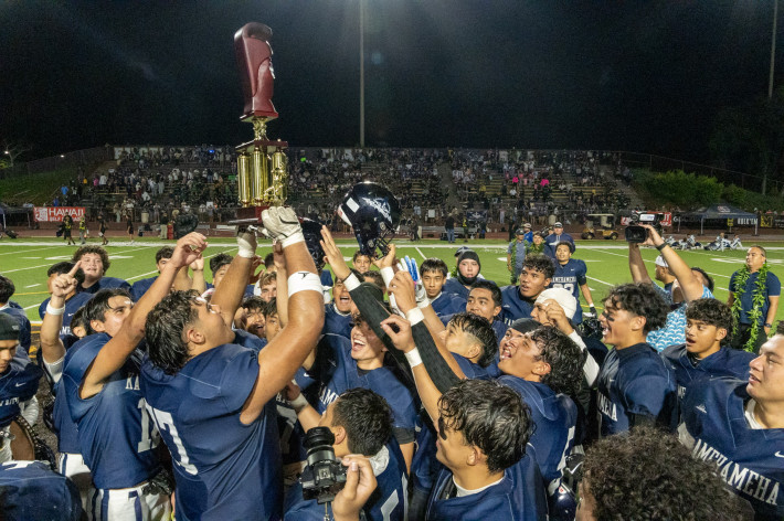 Ke Kula ʻo Kamehameha Maui wins second straight football state title
